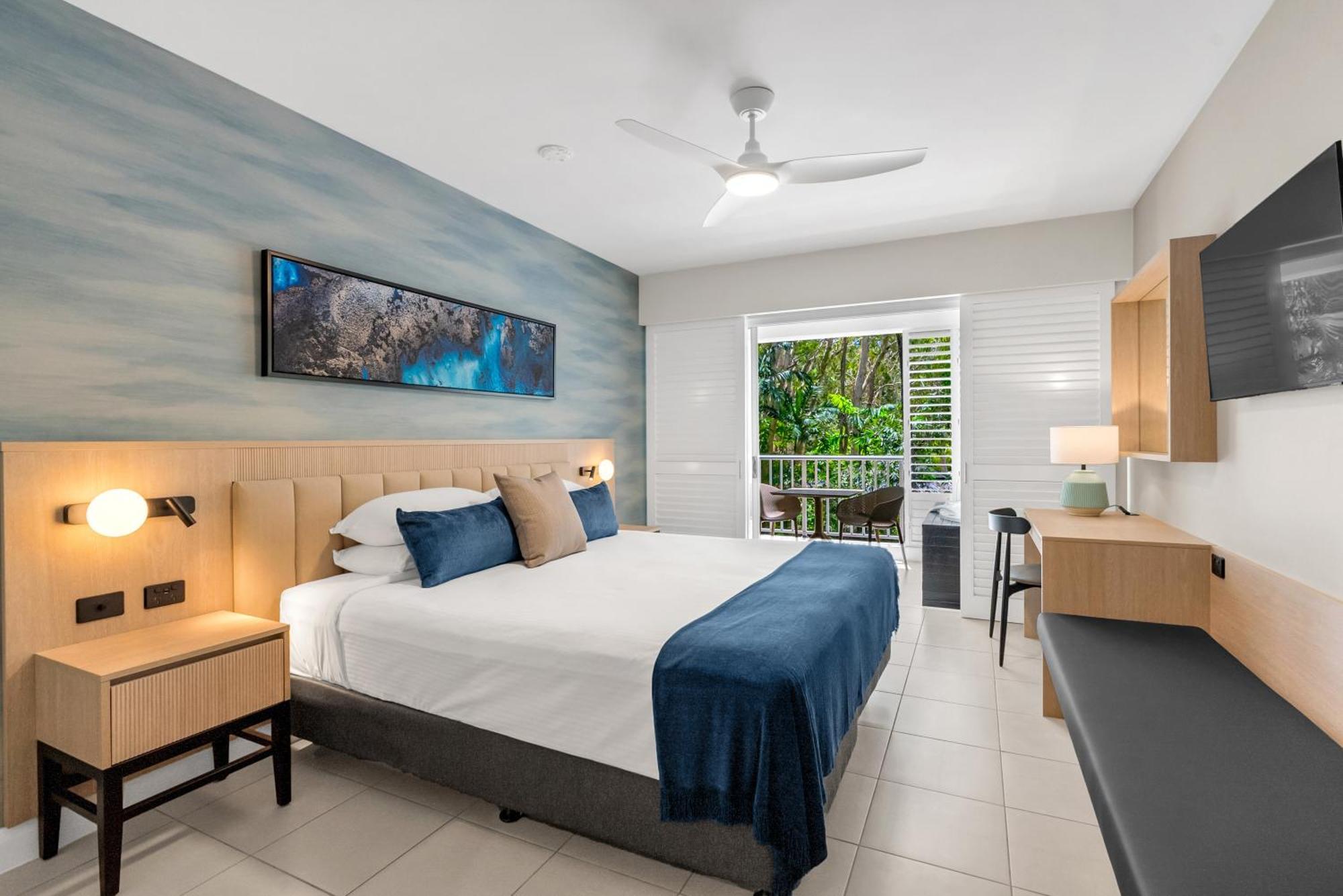 Elysium Private Apartments At Beach Club & Spa Palm Cove Exterior photo