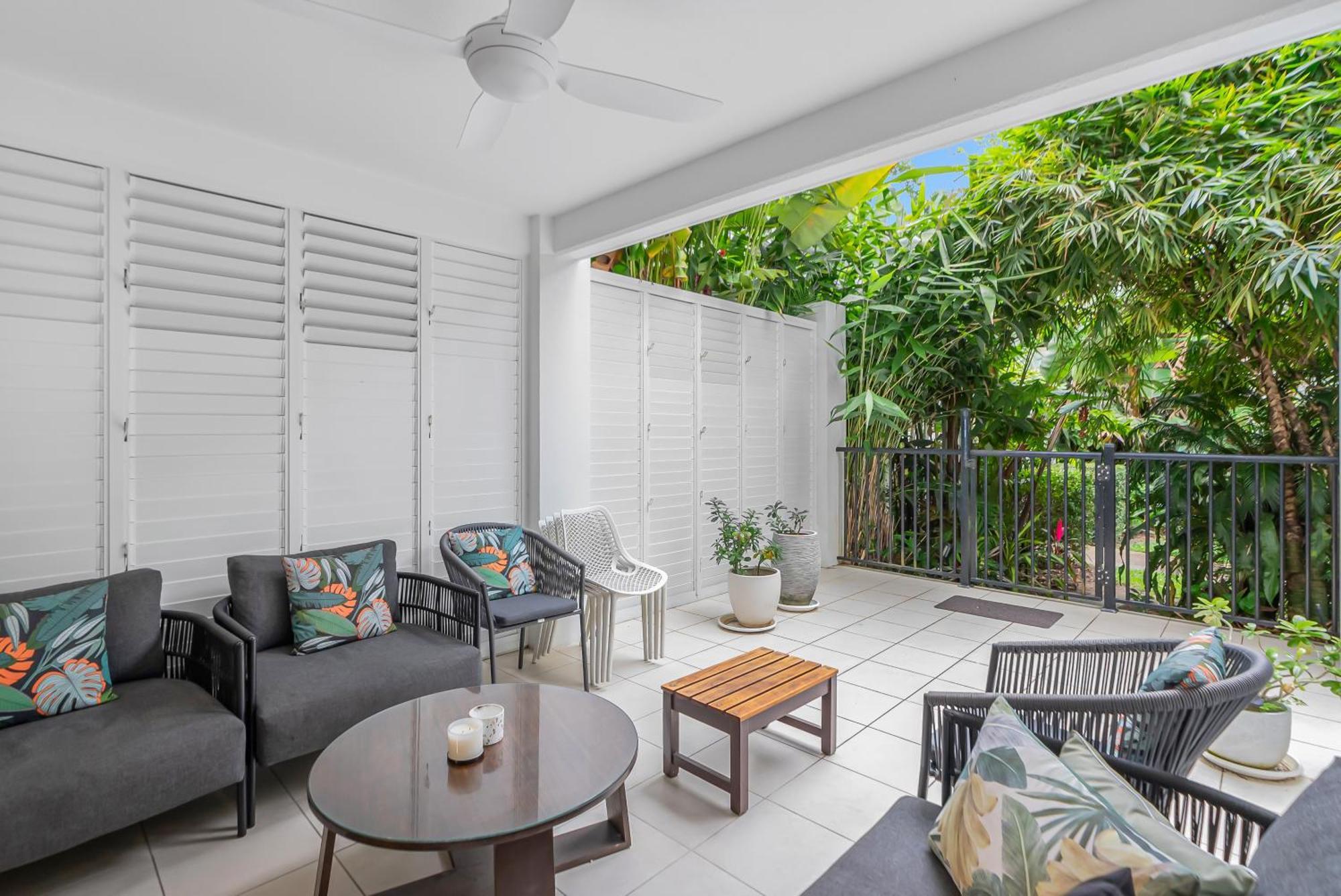 Elysium Private Apartments At Beach Club & Spa Palm Cove Exterior photo